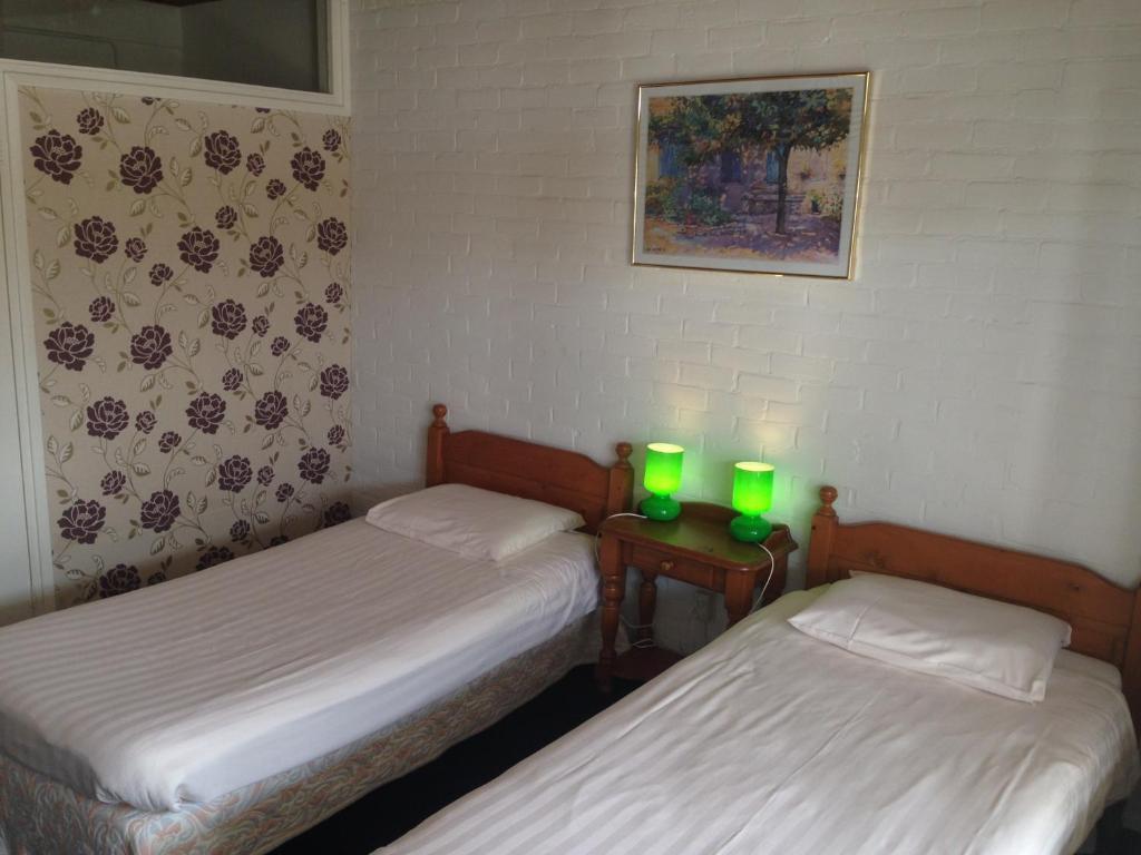 פינקפיין Budget Hotel De Plashoeve מראה חיצוני תמונה